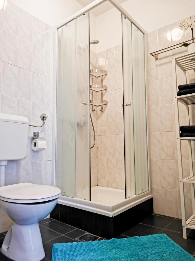 Ohana Lodge فيرسار المظهر الخارجي الصورة